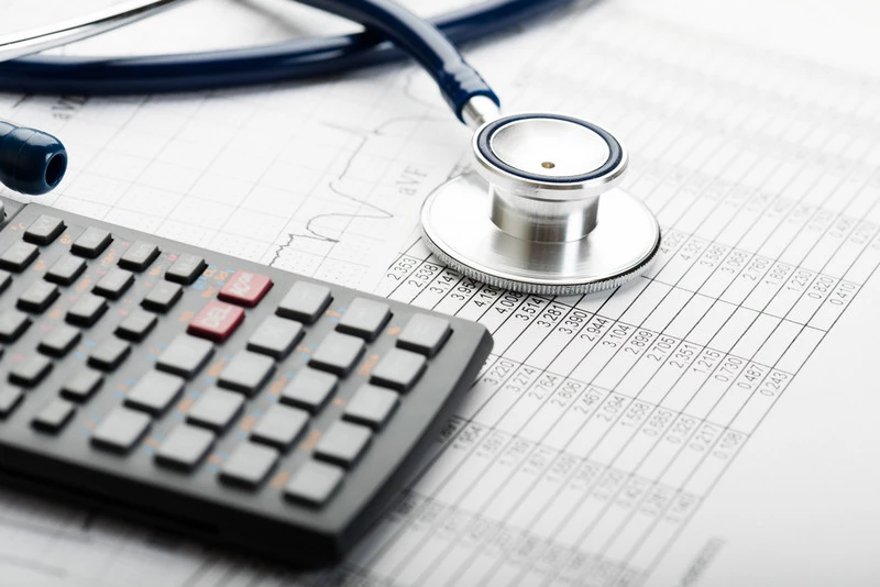 The Pros and Cons of Oursourcing Medical Billing